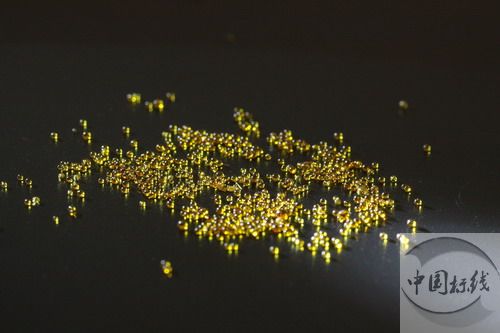 德令哈市政道路标线施工现场